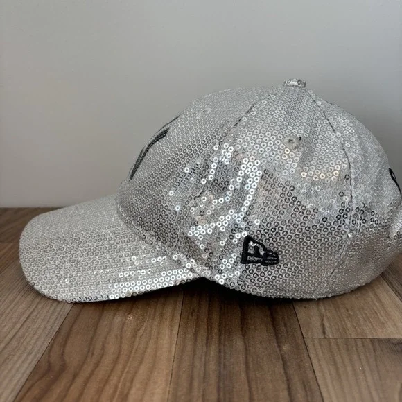 RARE NEW YORK YANKEES Victoria's Secret PINK MLB Hat Sequin Silver Navy Sparkle - Picture 2 of 11
